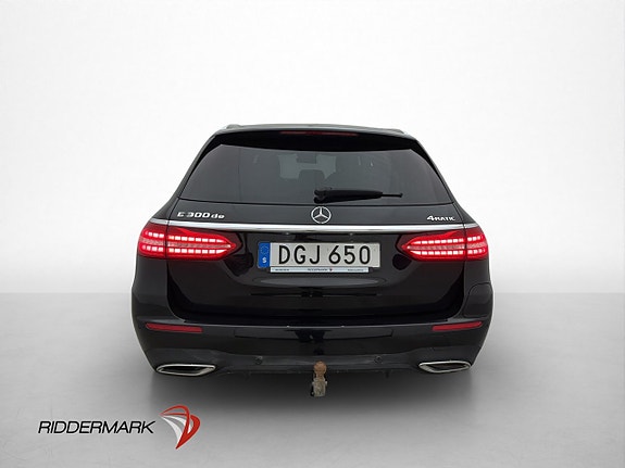 Mercedes-Benz E300 5 of 30