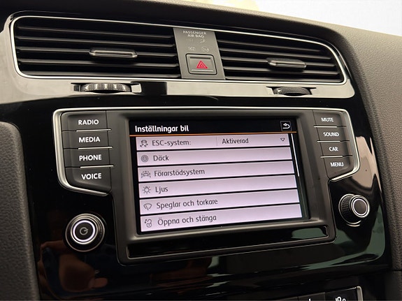 Volkswagen Golf I 21 of 30