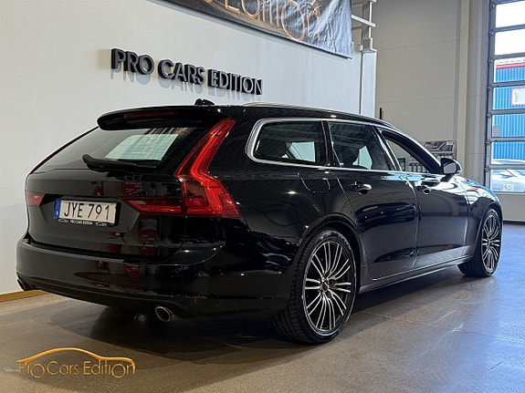 Volvo V90 4 of 5