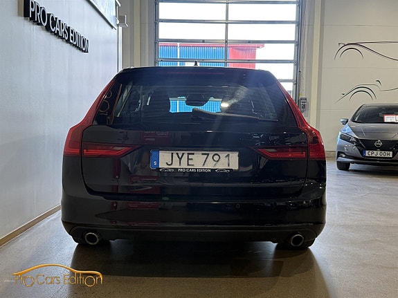 Volvo V90 5 of 5