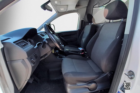 Volkswagen Caddy 10 of 15