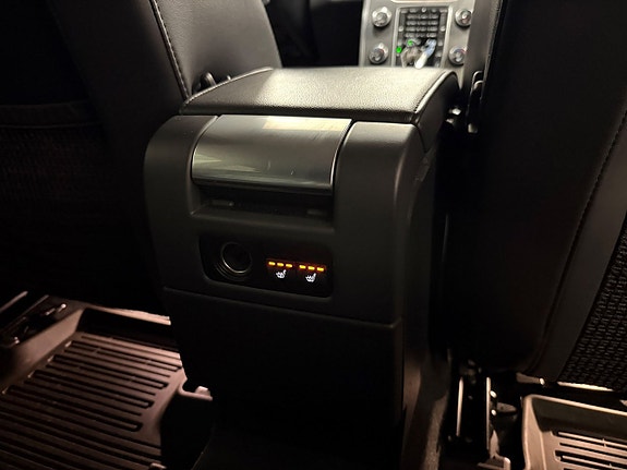 Volvo XC70 20 of 22