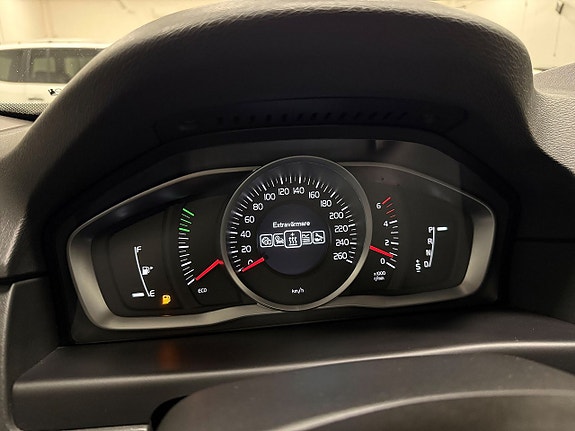 Volvo XC70 17 of 22