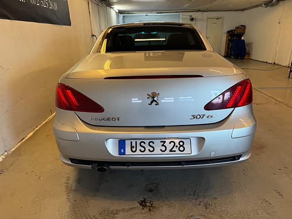 Peugeot 307 CC 9 of 13