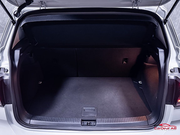 Volkswagen T-Cross 17 of 25