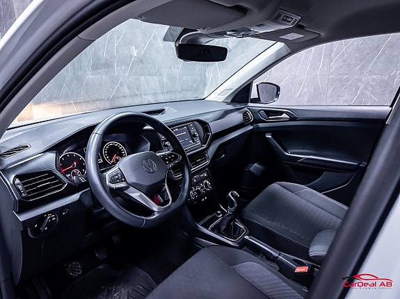 Volkswagen T-Cross 11 of 25