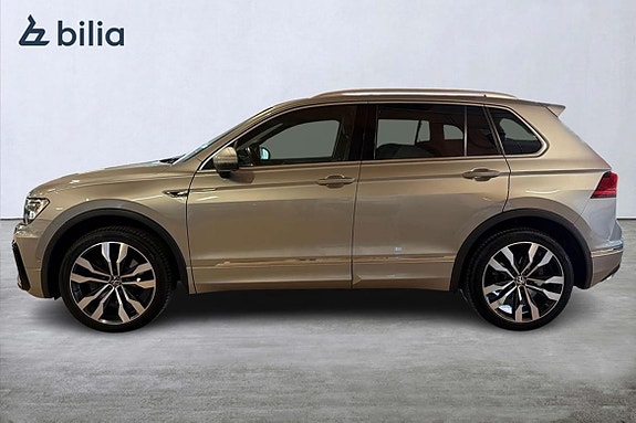 Volkswagen Tiguan 3 of 23