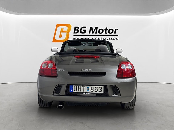 Toyota MR2 5 of 5
