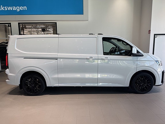 Volkswagen Transporter 4 of 5