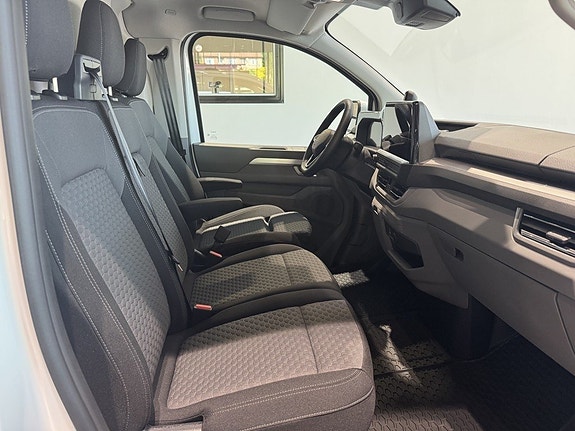 Volkswagen Transporter 10 of 14