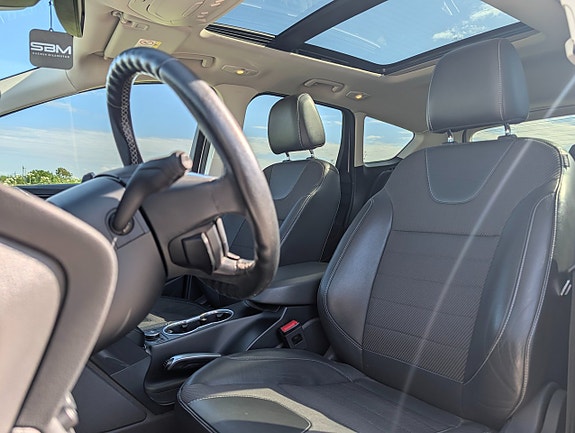 Ford Kuga 3 of 5