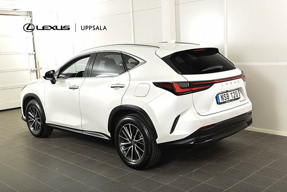 Lexus NX450h+ 3 of 21
