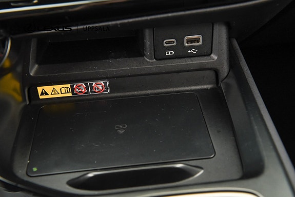 Lexus NX450h+ 16 of 21