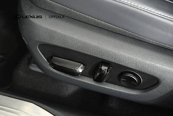 Lexus NX450h+ 12 of 21