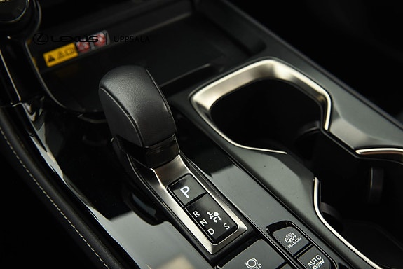 Lexus NX450h+ 15 of 21
