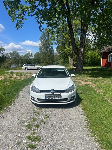 Volkswagen Golf VII 3 of 5