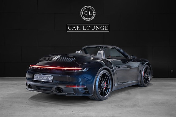 Porsche 911 3 of 5