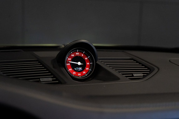 Porsche 911 Carrera GTS 15 of 19