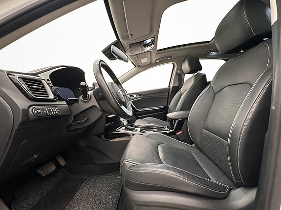 Kia XCeed 10 of 30