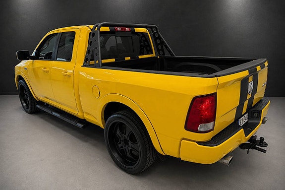 Dodge RAM 1500 3 of 30