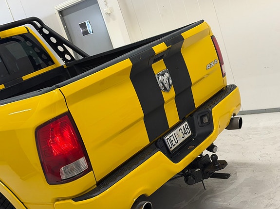 Dodge RAM 1500 13 of 30