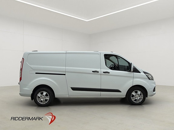 Ford Transit Custom 2 of 5