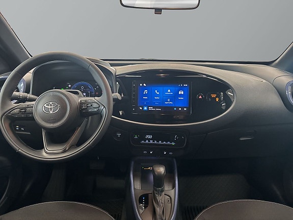 Toyota Aygo X 9 of 14