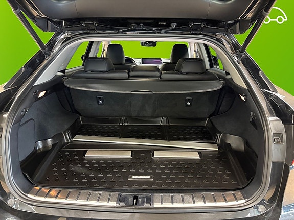 Lexus RX450h 16 of 19