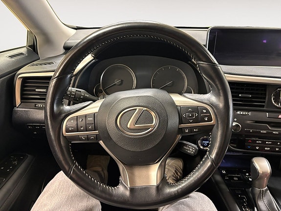 Lexus RX450h 13 of 19