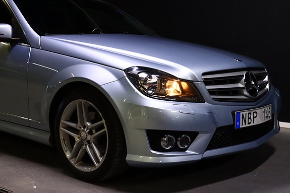 Mercedes-Benz C180 7 of 30