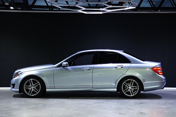 Mercedes-Benz C180 9 of 30