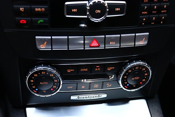 Mercedes-Benz C180 28 of 30