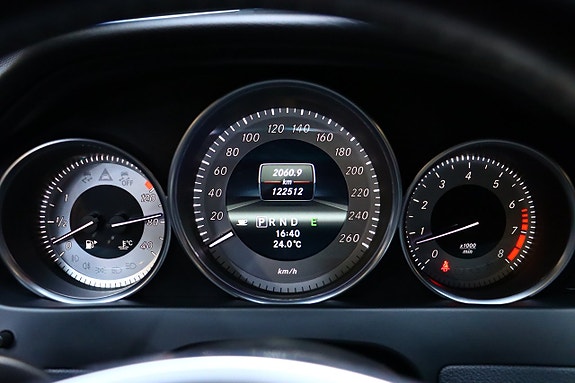 Mercedes-Benz C180 17 of 30