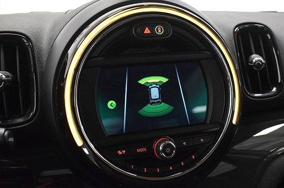 MINI Countryman Cooper 14 of 28