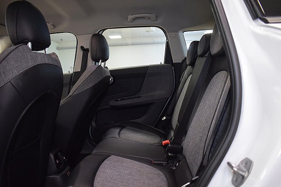 MINI Countryman Cooper 22 of 28