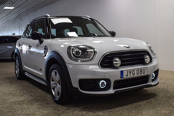 MINI Countryman Cooper 6 of 28
