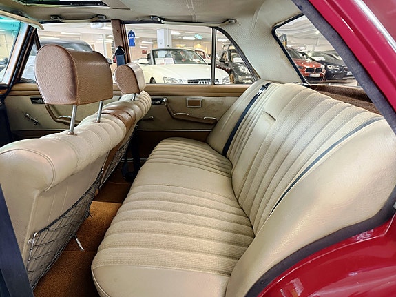 Mercedes-Benz W108/W109 12 of 20