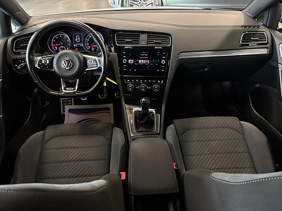 Volkswagen Golf I 17 of 21
