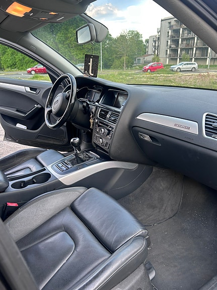 Audi A4 5 of 7