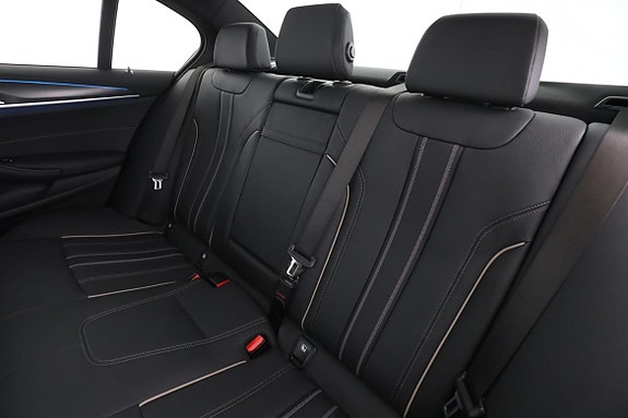 BMW 545e 14 of 30