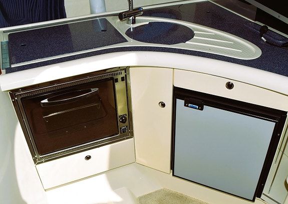 Fairline Targa 34 – Stil, kraft och komfort i perfekt harmon 23 of 26