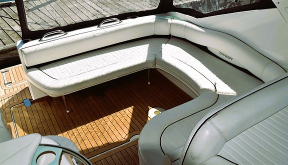 Fairline Targa 34 – Stil, kraft och komfort i perfekt harmon 17 of 26