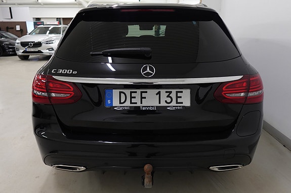 Mercedes-Benz C300 24 of 25