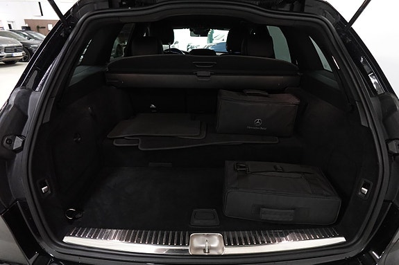 Mercedes-Benz C300 19 of 25