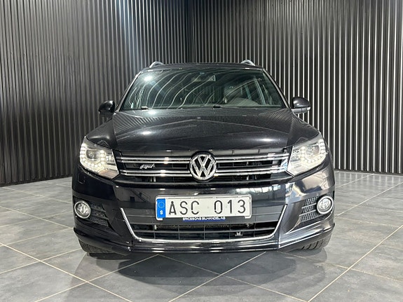 Volkswagen Tiguan 2 of 17