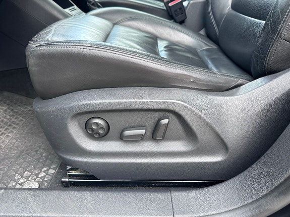 Volkswagen Tiguan 12 of 18