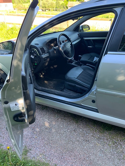 Opel Vectra 3 of 3