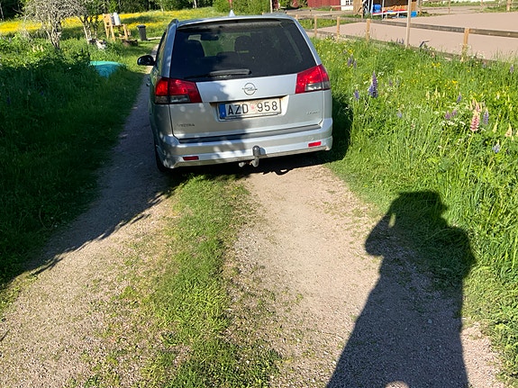 Opel Vectra 2 of 3