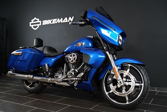 Harley-Davidson FLHX Street Glide Screamin' Eagle Bänkad ! 2 of 13