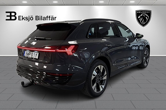 Audi Q8 e-tron 5 of 5